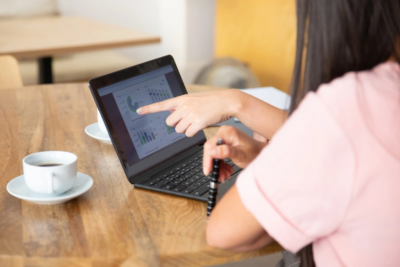 Laptop mini modern